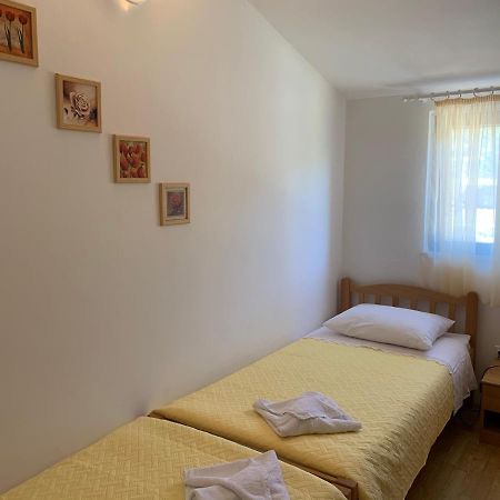 Apartments Ema サリ エクステリア 写真