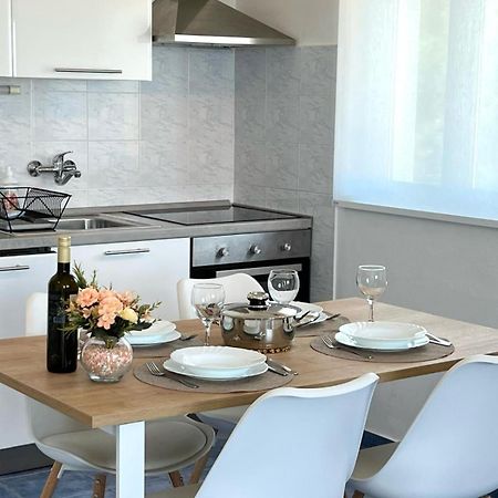 Apartments Ema サリ エクステリア 写真