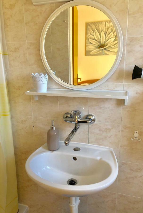 Apartments Ema サリ エクステリア 写真