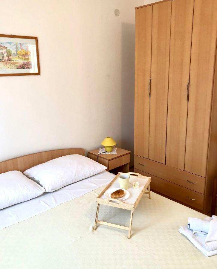 Apartments Ema サリ エクステリア 写真